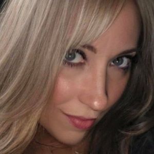 Meet your Posher, Kandi